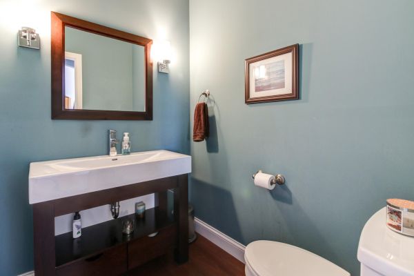 Cost of Powder Room Construction in Tomball